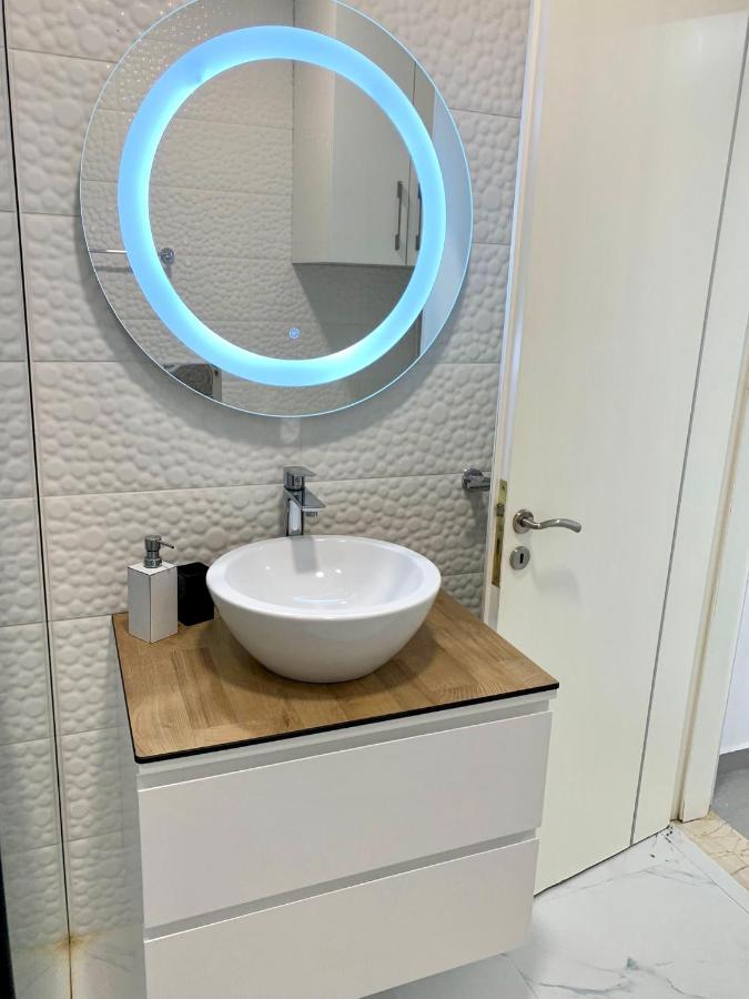 Loli Apartment Luxury White Residence Σαράντα Εξωτερικό φωτογραφία