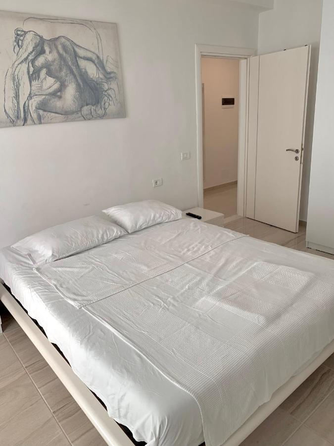Loli Apartment Luxury White Residence Σαράντα Εξωτερικό φωτογραφία