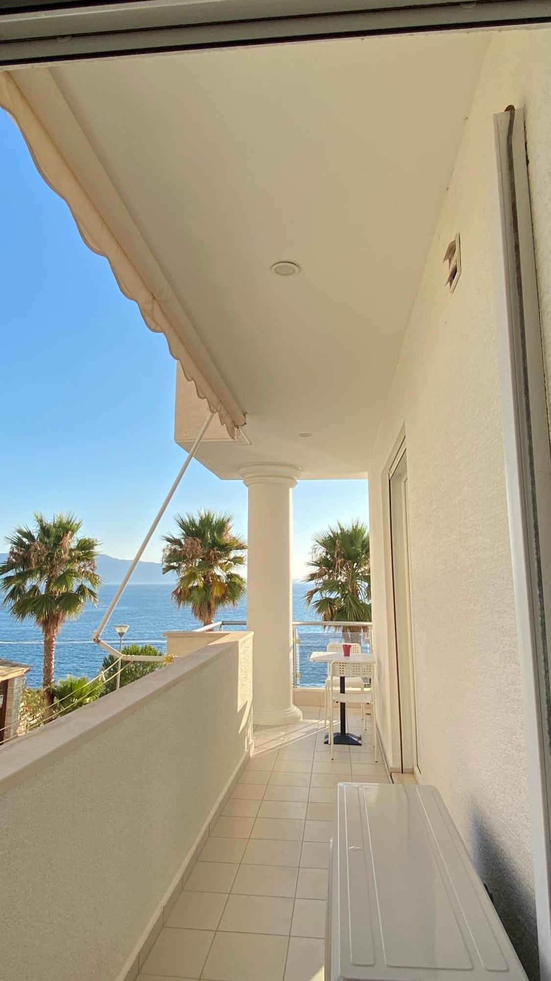 Loli Apartment Luxury White Residence Σαράντα Εξωτερικό φωτογραφία